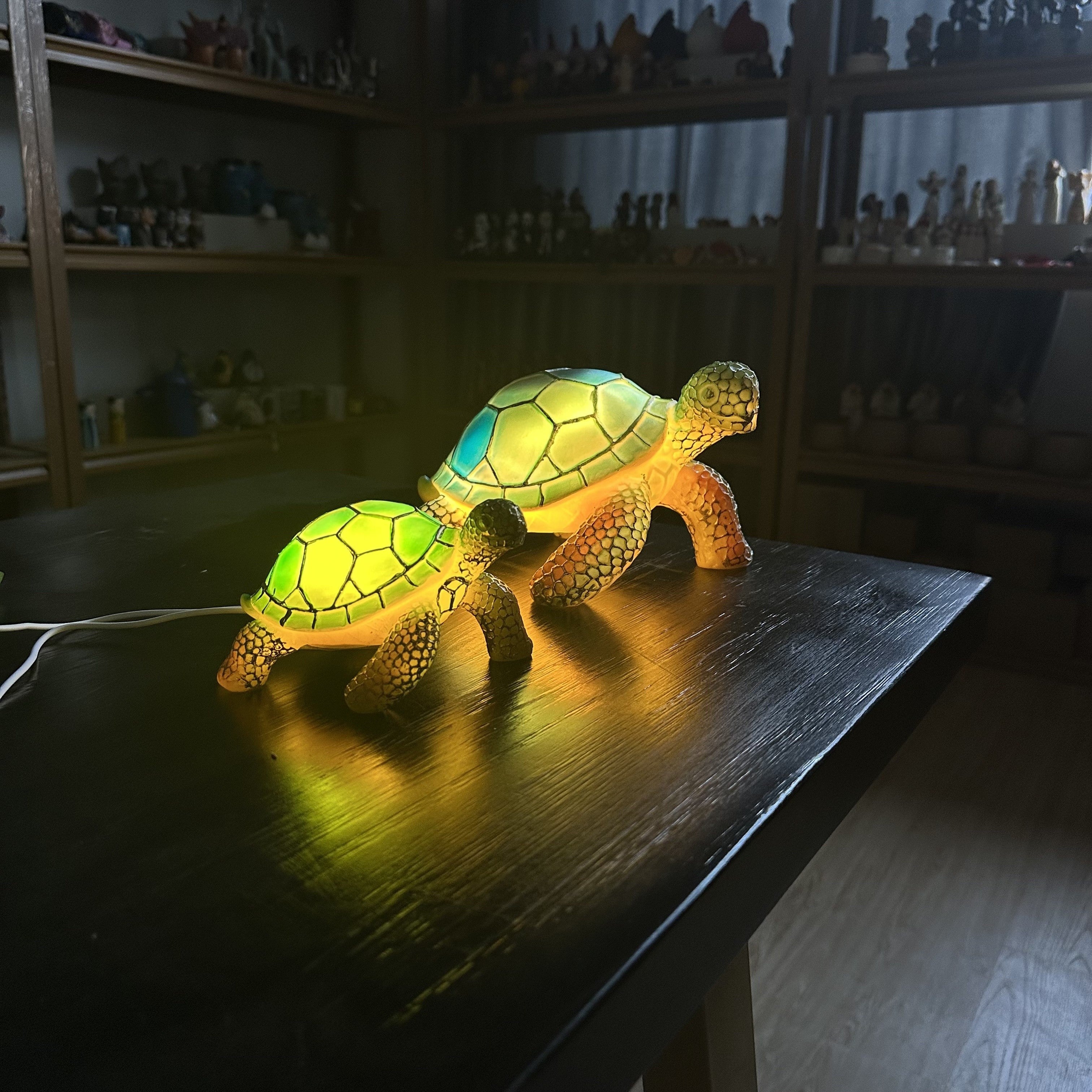 Charming Turtle LED Lamp - Cute Resin Animal Night Light with USB Plug, Perfect for Kids Bedroom, Desk, & Home Decor – Ideal Gift for Christmas & Special Occasions FJORD