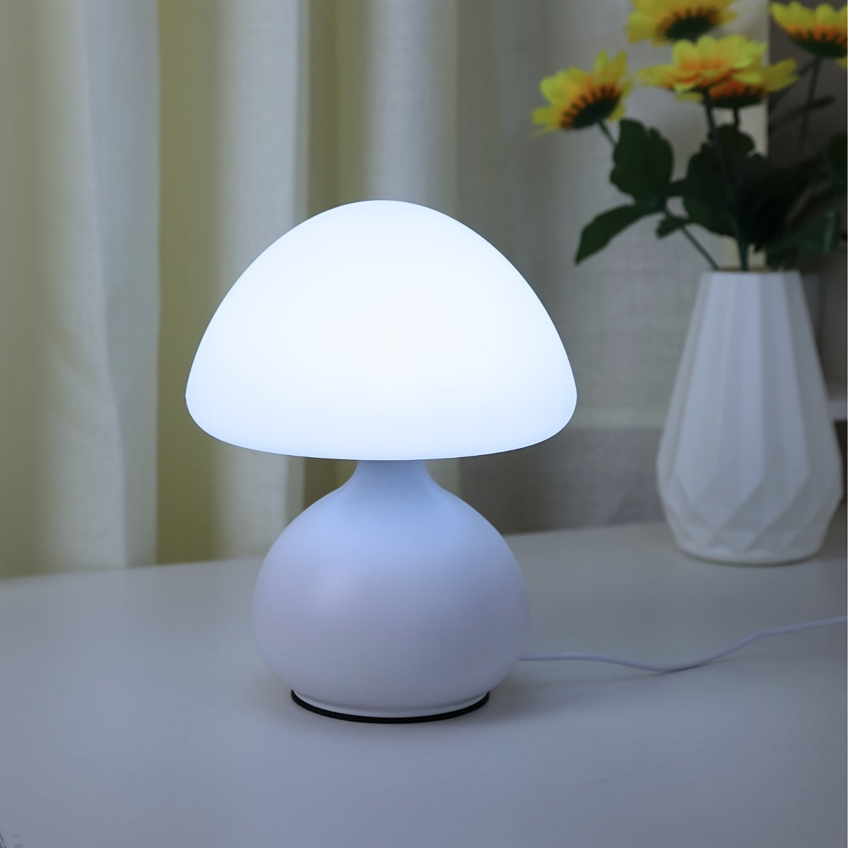 Modern Mushroom Table Lamp - Soft, Warm Lighting | USB Powered | Ideal for Cozy Bedrooms, Living Rooms & Home Offices FJORD