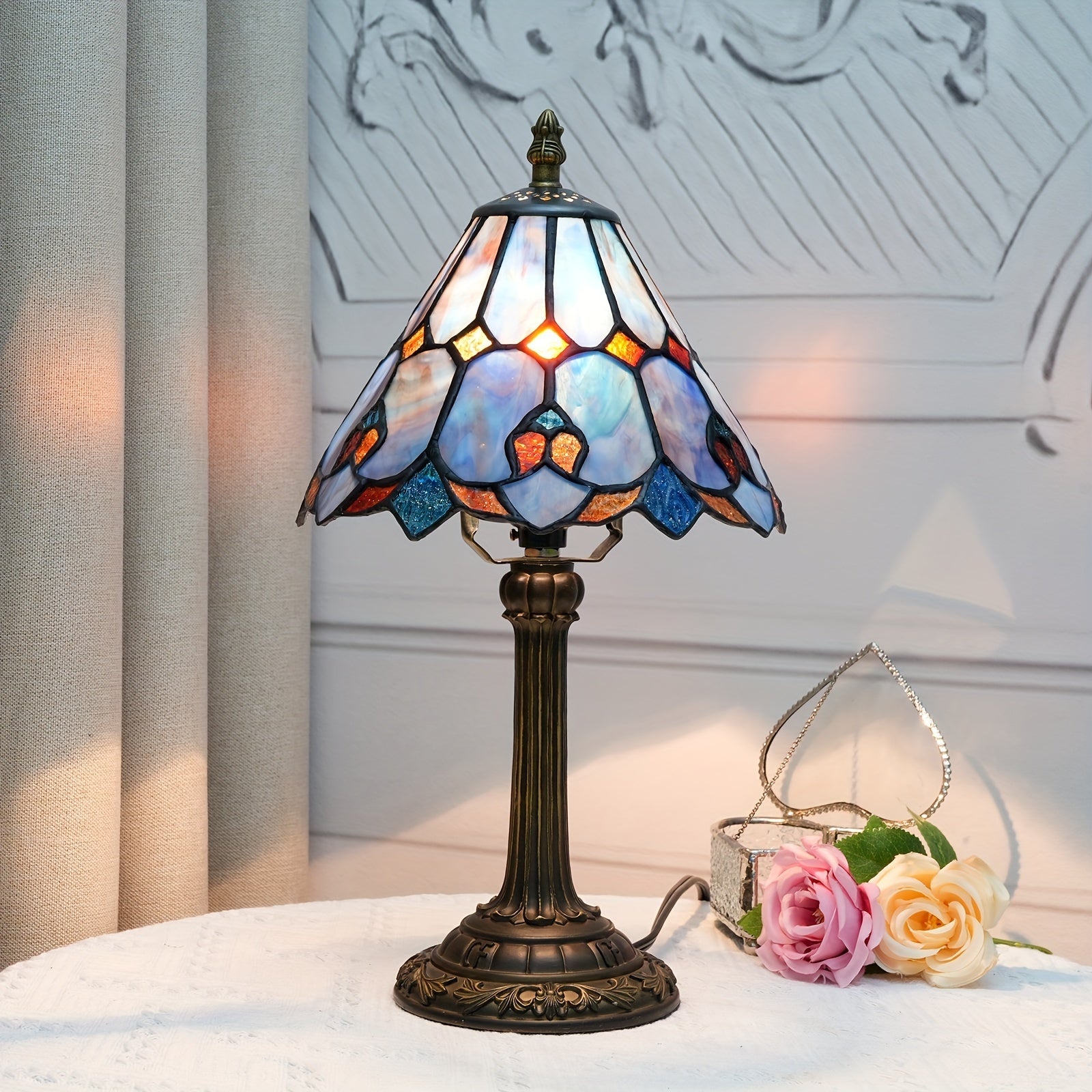 Vintage Art Deco Stained Glass Table Lamp - 8-inch, Antique Metal Base, Push Button Control, Animal Theme - Ideal for Bedroom, Living Room, Office, Creative Gift FJORD