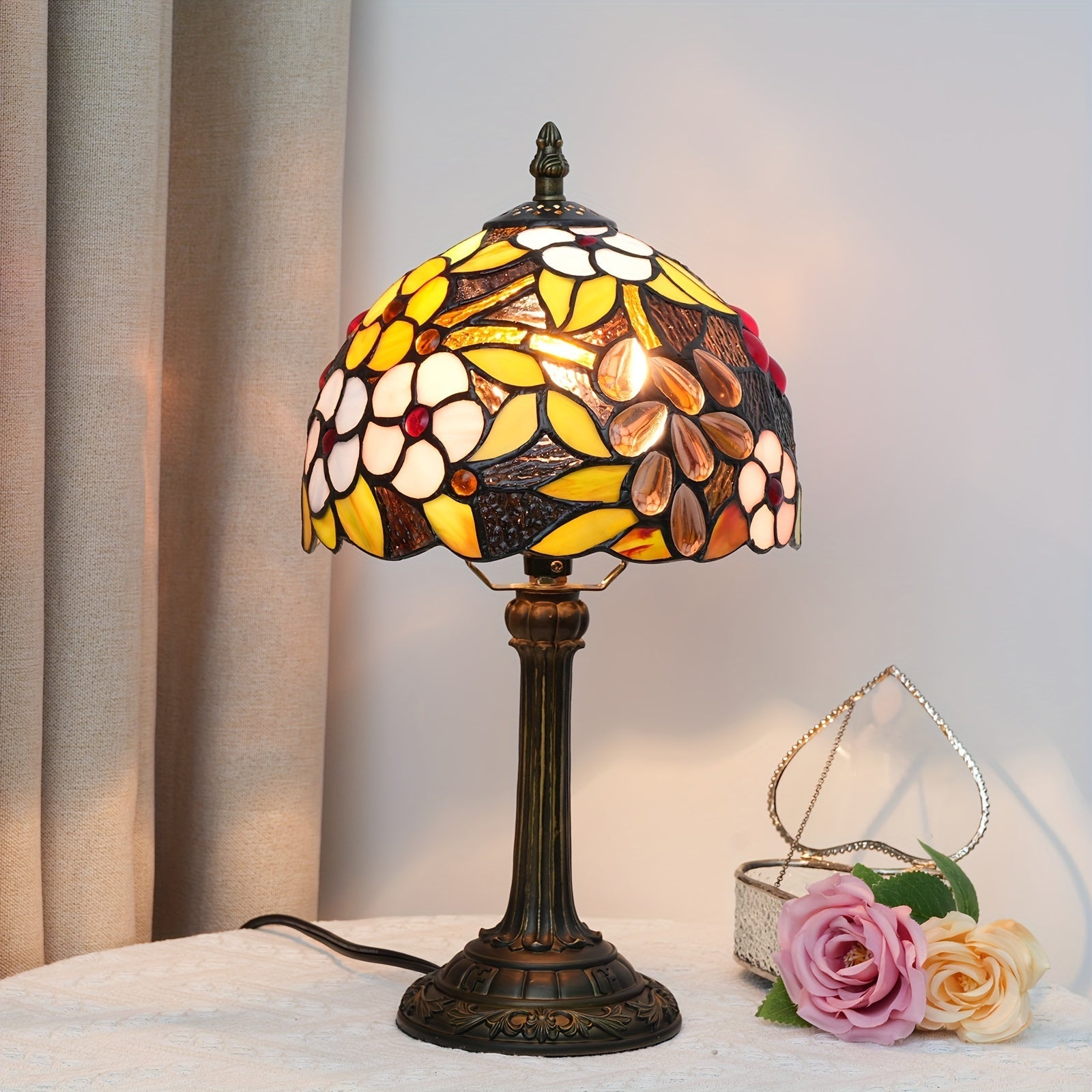 Vintage Art Deco Stained Glass Table Lamp - 8-inch, Antique Metal Base, Push Button Control, Animal Theme - Ideal for Bedroom, Living Room, Office, Creative Gift FJORD